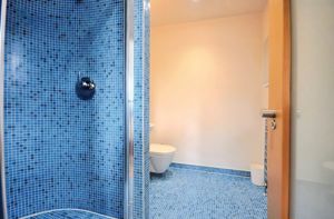 Photo 2- click for photo gallery